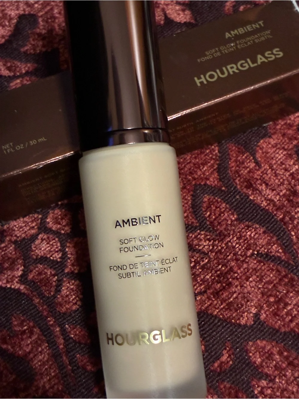 Hourglass Ambient Soft Glow Foundation —shade 3 - Picture 1 of 3